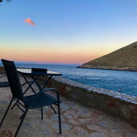 παραλία «αμπελο» διαμέρισμα πάνω στη θάλασσα Affittacamere